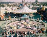 A Brief History of Amusement Parks: From Pleasure Gardens to Modern Thrills